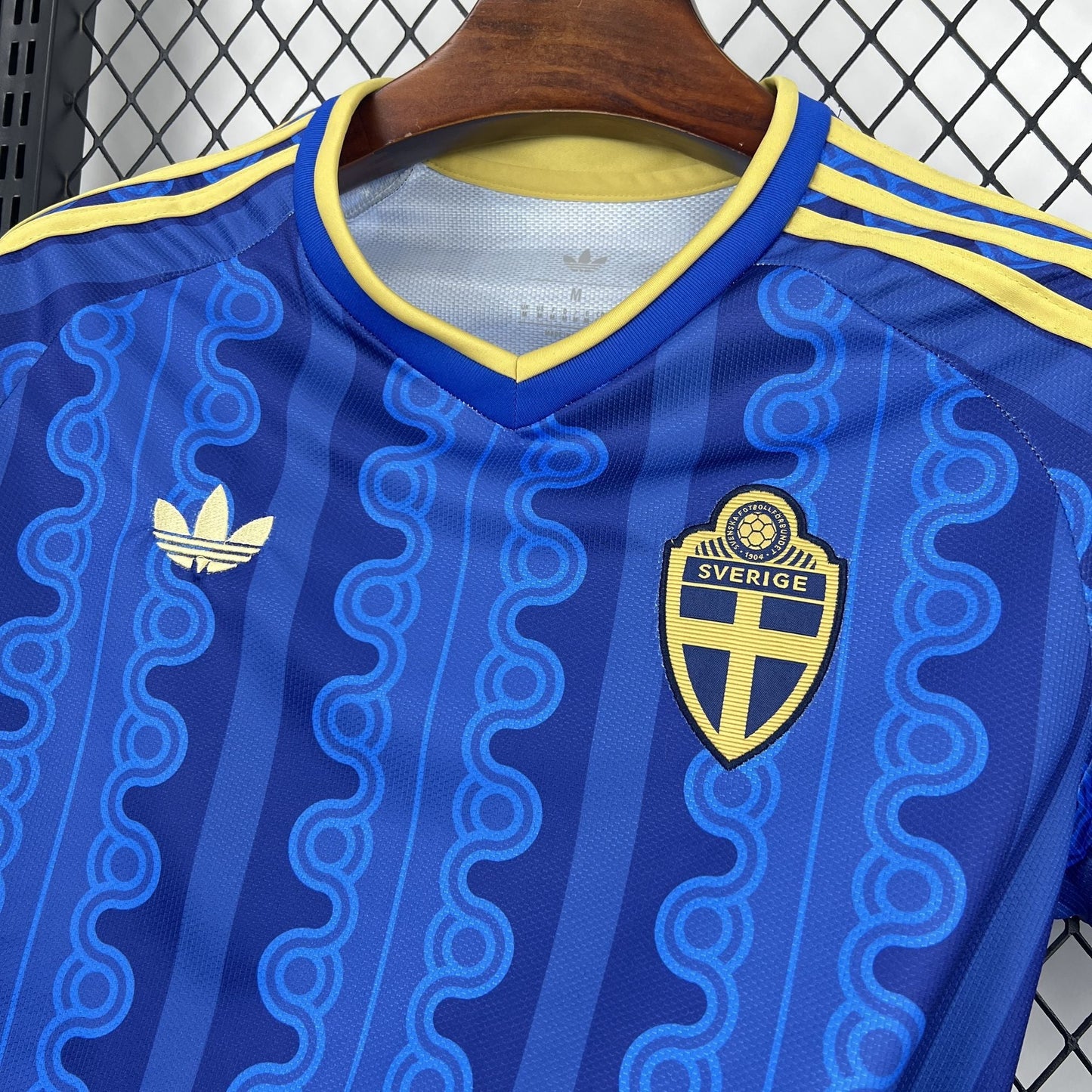 Sweden Daniel Svensson 8 Away Soccer Jersey World Cup 2026
