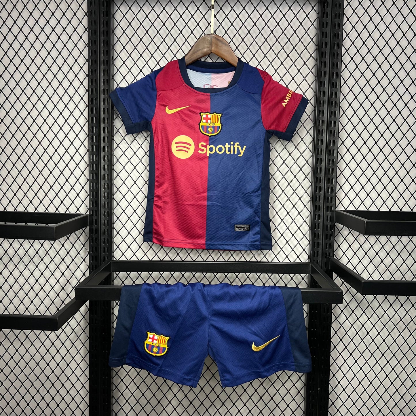 FC Barcelona Lamine Yamal 19 Kids Home Soccer Jersey 2024/25
