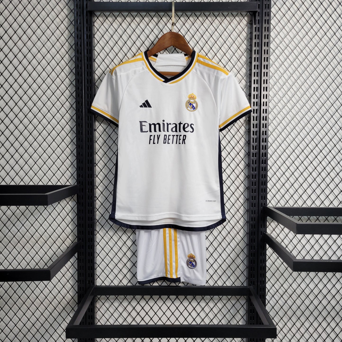 Real Madrid Luka Modric 10 Kids Home Soccer Jersey 2023/24