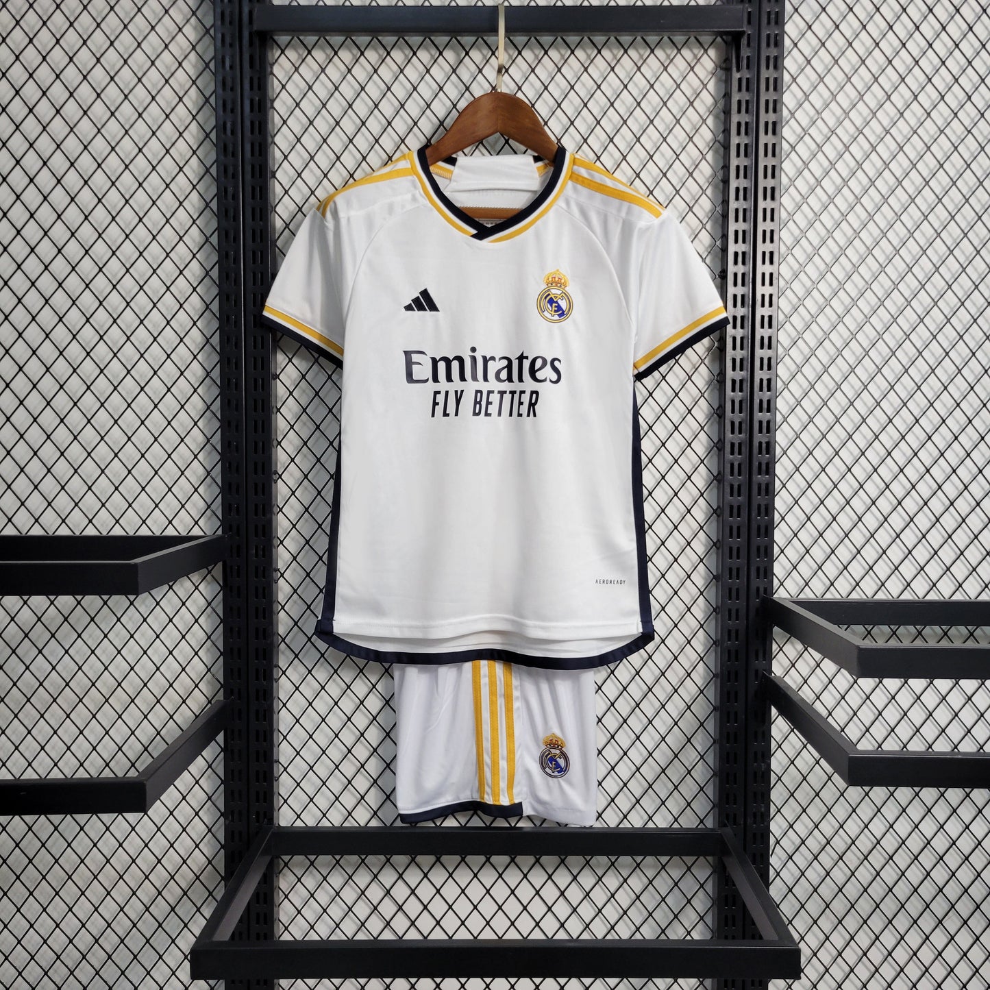 Real Madrid Vini JR 7 Kids Home Soccer Jersey 2023/24