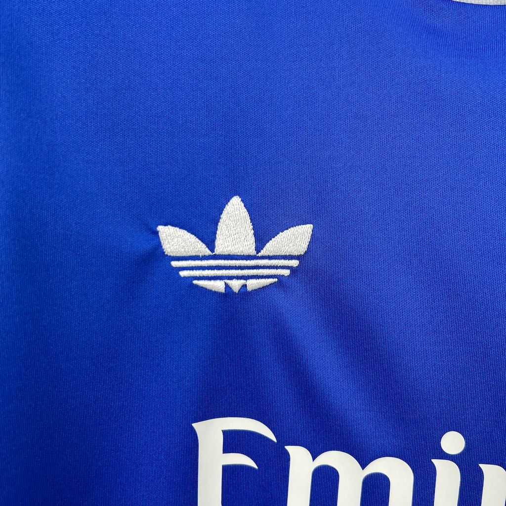 Real Madrid Federico Valverde 8 Kids Third Soccer Jersey 2025-2026