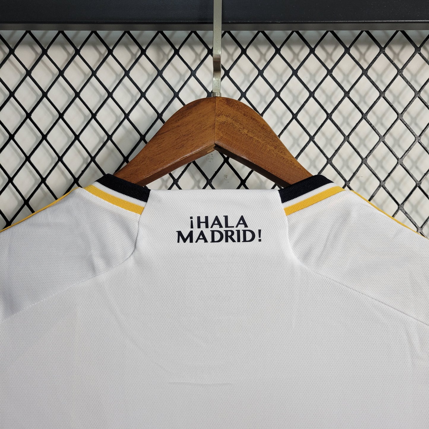 Real Madrid Luka Modric 10 Home Soccer Jersey 2023/24