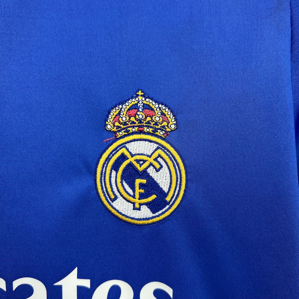 Real Madrid Federico Valverde 8 Kids Third Soccer Jersey 2025-2026
