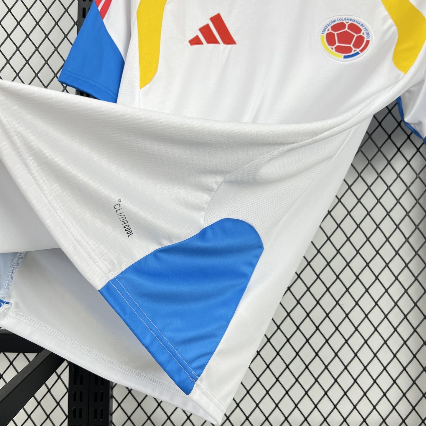 Colombia Pre-Match Soccer Jersey World Cup 2026 - White