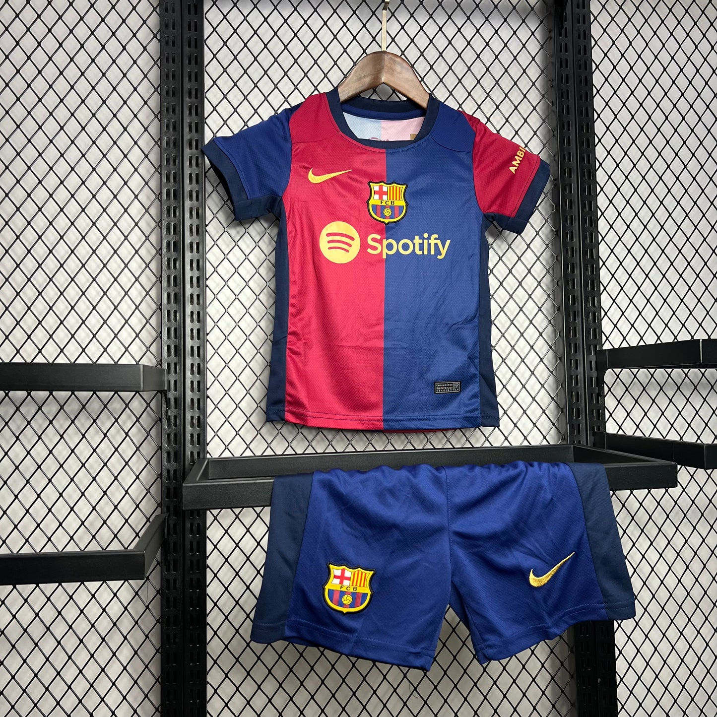 FC Barcelona Pedri 8 Kids Home Soccer Jersey 2024/25