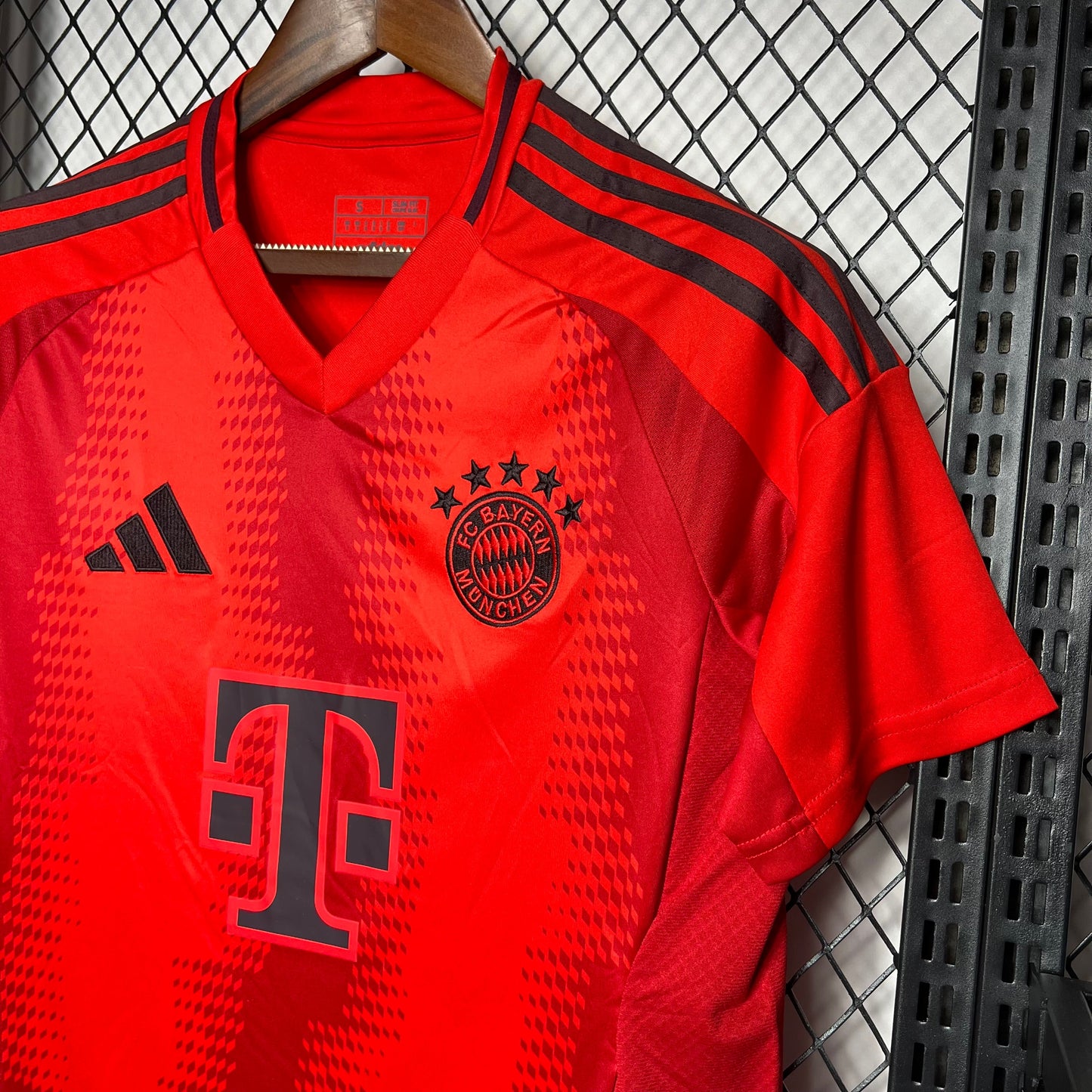 Bayern Munich Michael Olise 14 Home Soccer Jersey 2024/25