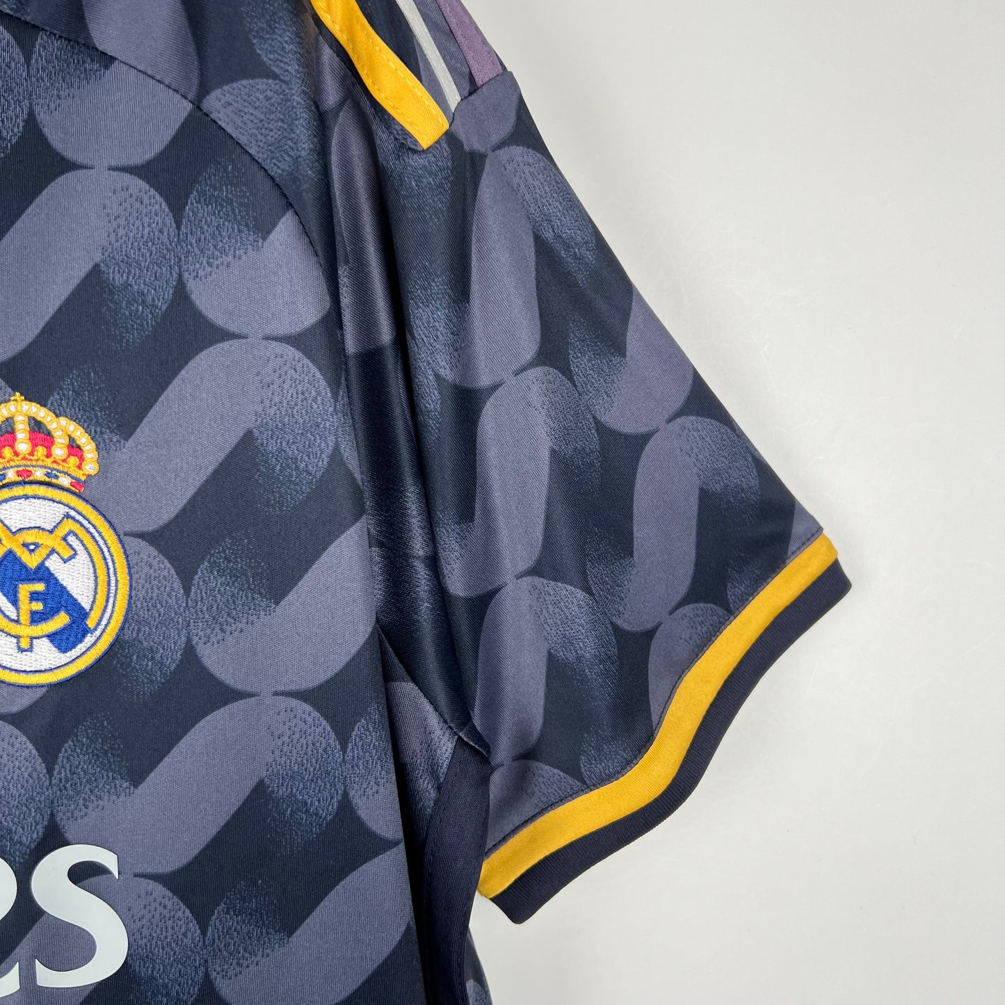 Real Madrid Federico Valverde 15 Away Soccer Jersey 2023/24
