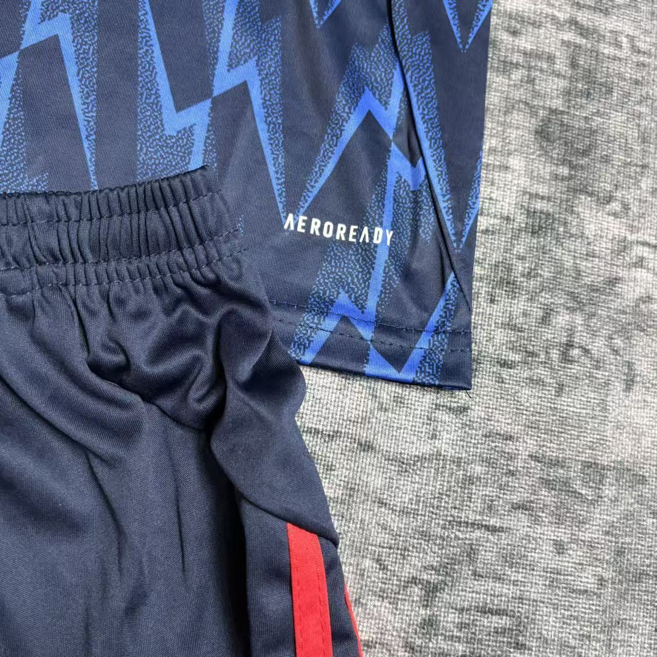 Arsenal Martin Ødegaard 8 Kids Away Soccer Jersey 2025-2026