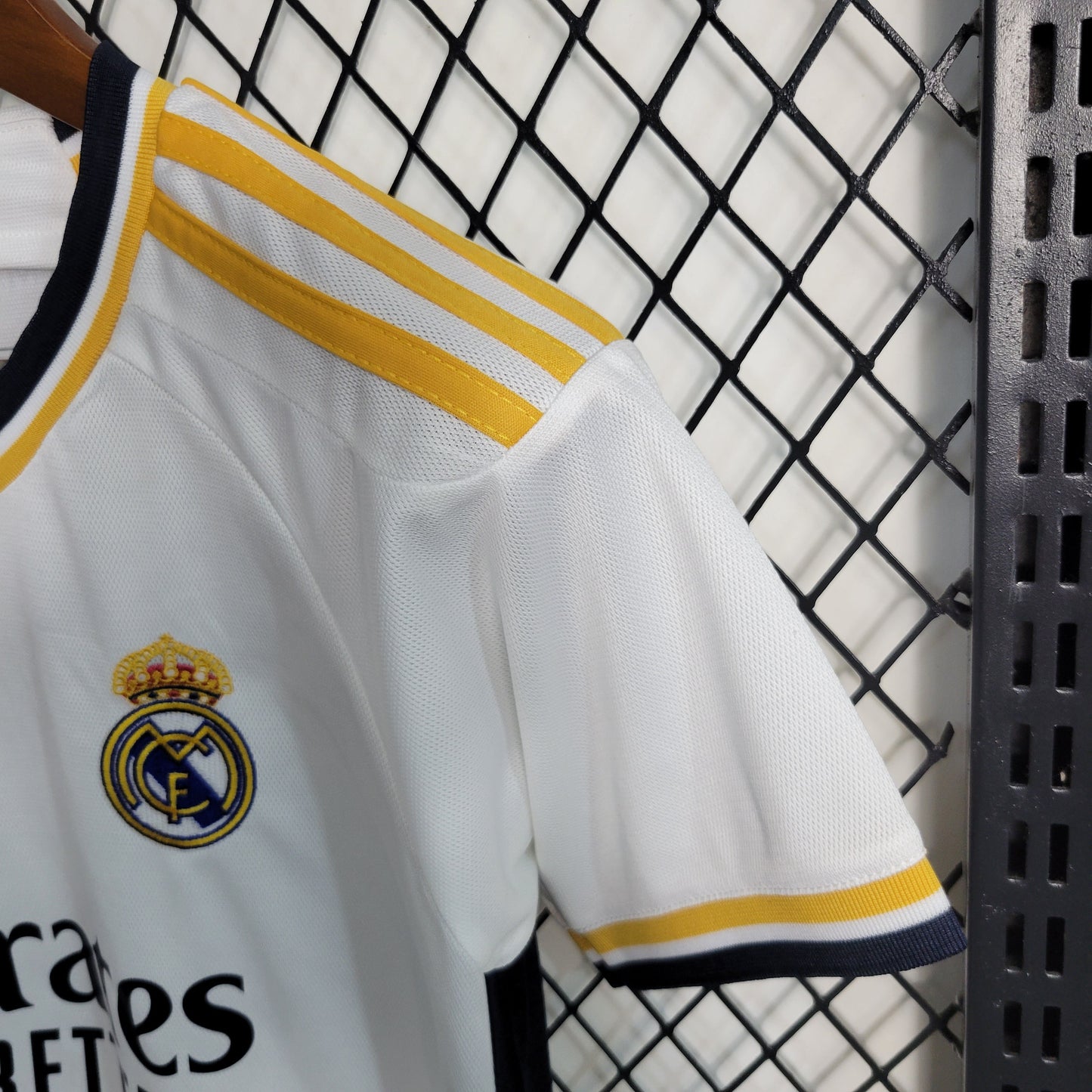 Real Madrid Kylian Mbappé 9 Kids Home Soccer Jersey 2023/24