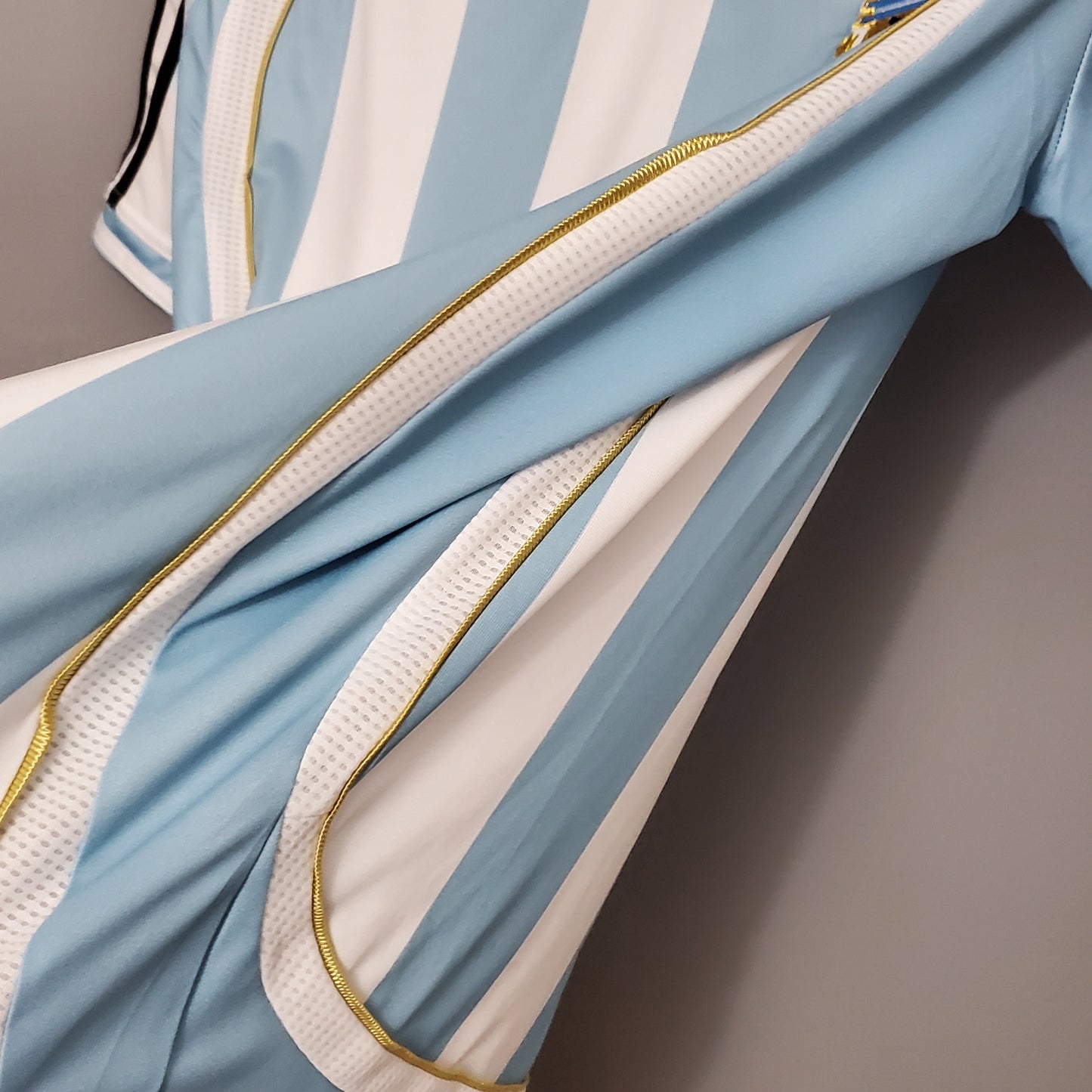Argentina Lionel Messi 19 Home Retro Soccer Jersey World Cup 2006