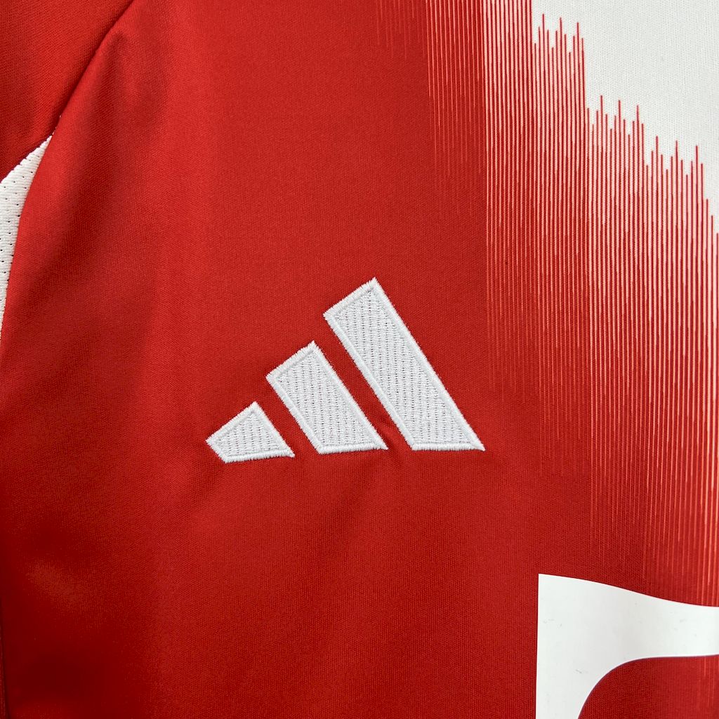 Bayern Munich Harry Kane 9 Home Soccer Jersey 2025-2026
