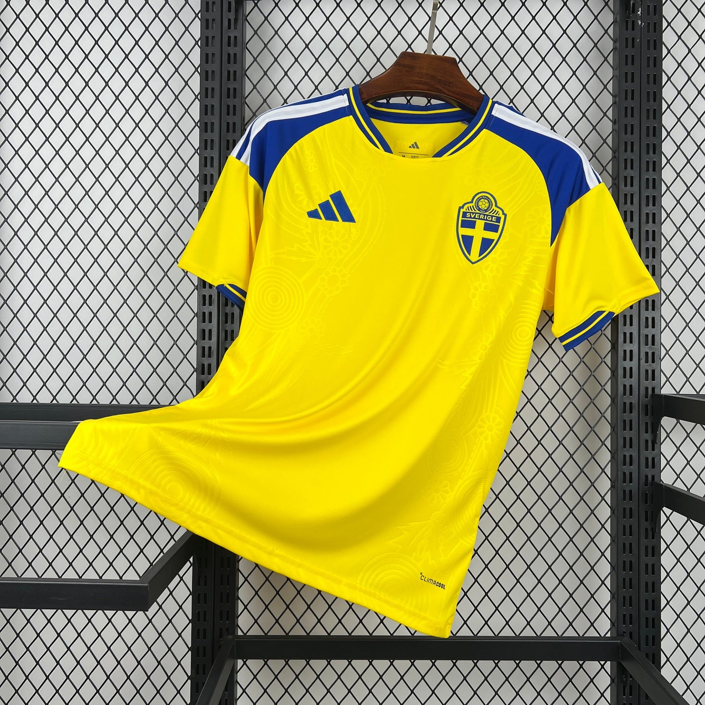 Sweden Emil Forsberg 10 Home Soccer Jersey World Cup 2026